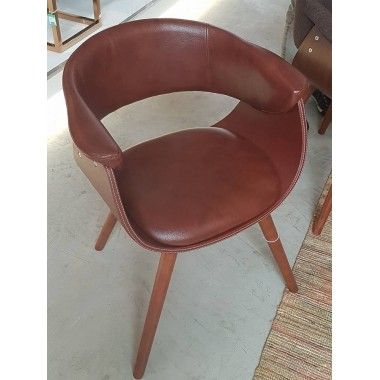 Monaco vintage bruine imitatieleer en houten fauteuil