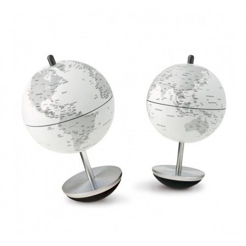 Small design tilting globe