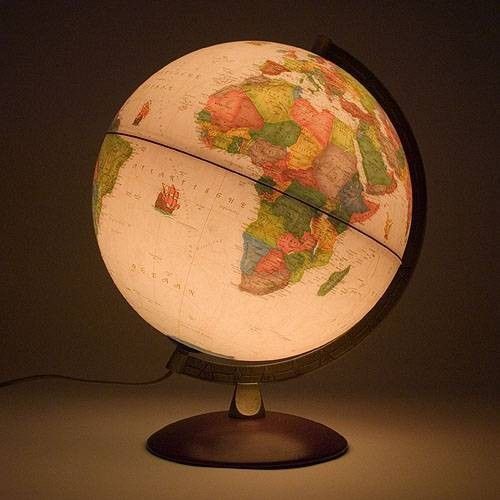 Leuchtende Erde Globe Antiquus