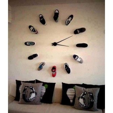 Horloge Aiguille Karlsson noire Diam.90cm